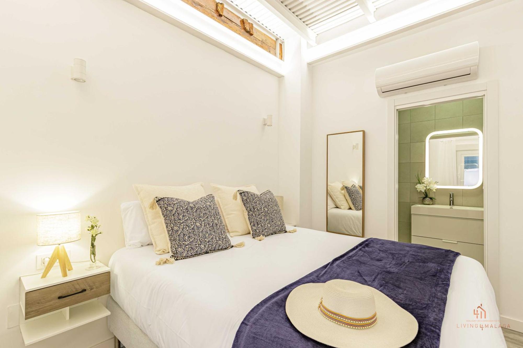 Living4malaga Shining Beetle Apartment *